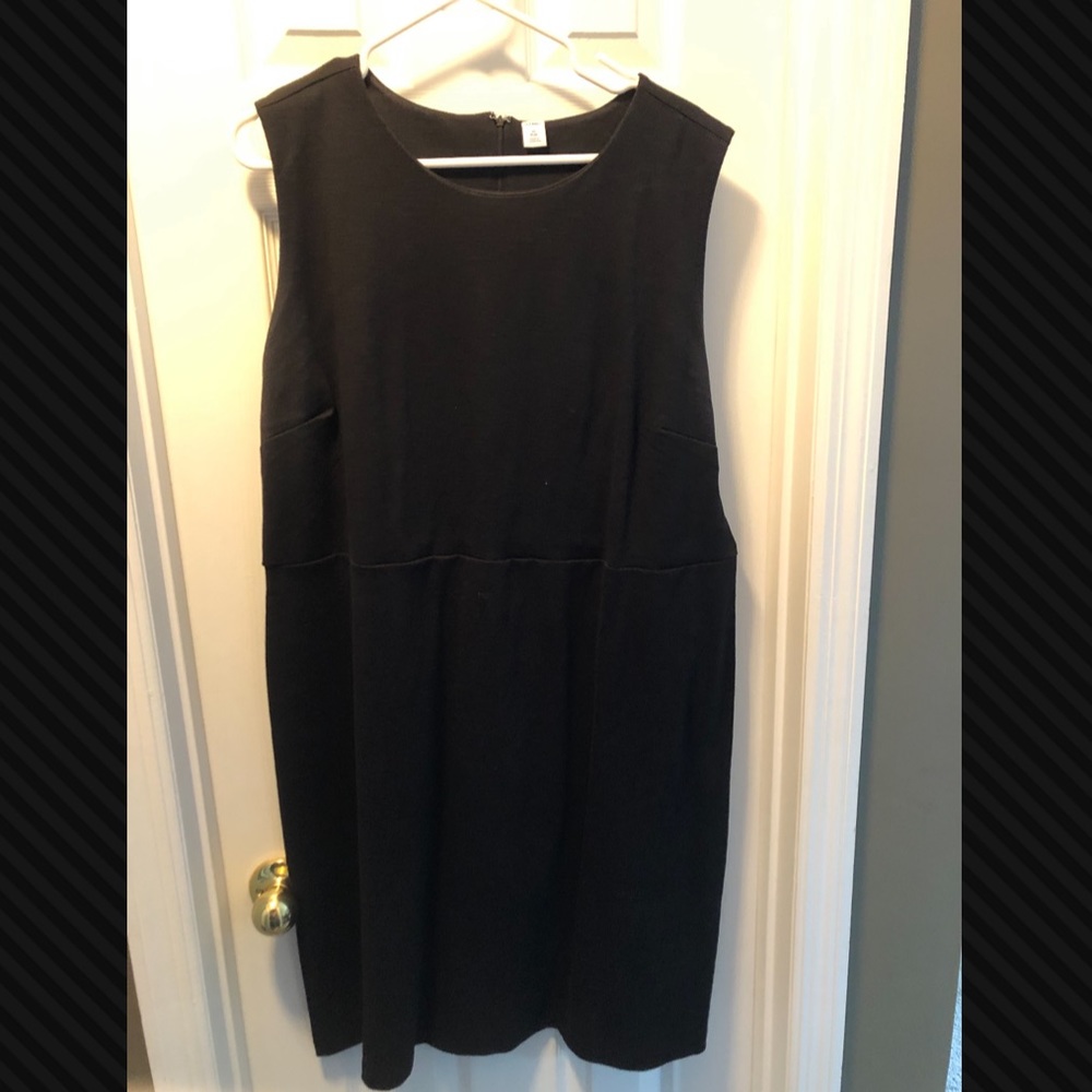 Old Navy Black Dress
